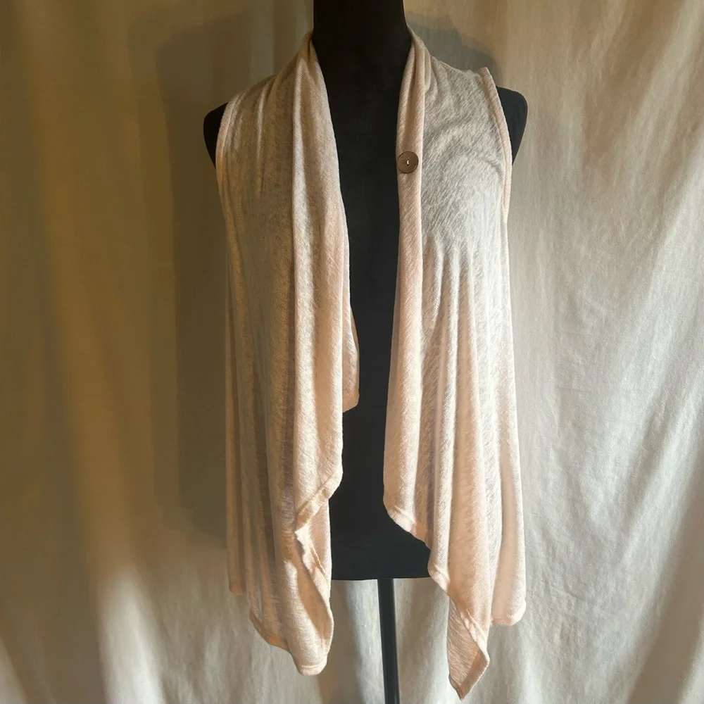 Bobeau 1-Button Pale Pink Wrap Vest Ultra Soft Cardigan EUC Nordstrom Favorite!